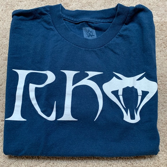 Hurley, Under Armour, WWE (3) boys large tshirts - Picture 5 of 12